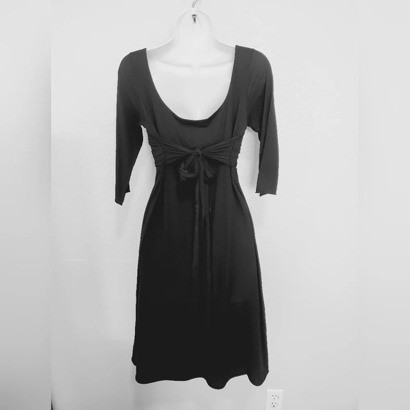 💚5/$25 Velvet by Graham & Spencer Black Knee Length Dress Size Small - Picture 9 of 11